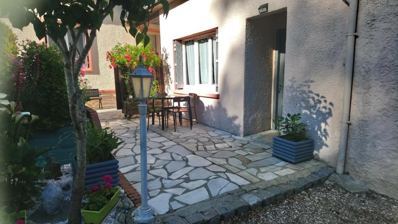 4 Rue Guy De Maupassant Apartment Valmont  Exterior photo